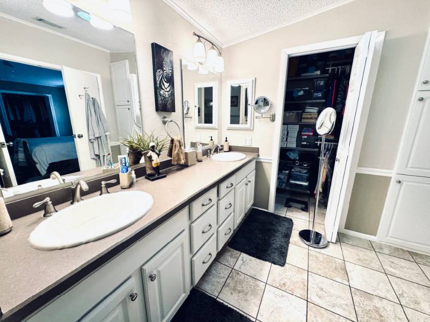 1514 Double Eagle Dr. a Lakeland, FL Mobile or Manufactured Home for Sale